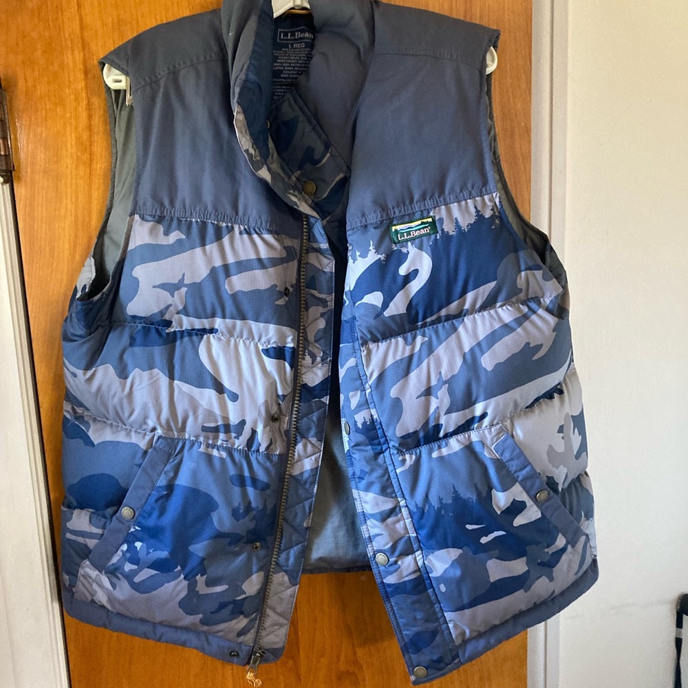 L.L. Bean Camouflage Puffer Vest L